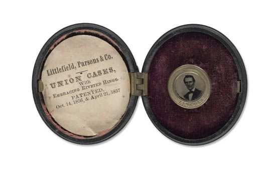 Lincoln Abraham Presidential Campaign Pinback With A Tinty